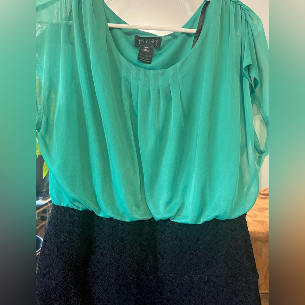 Dress - Picture 4 of 5